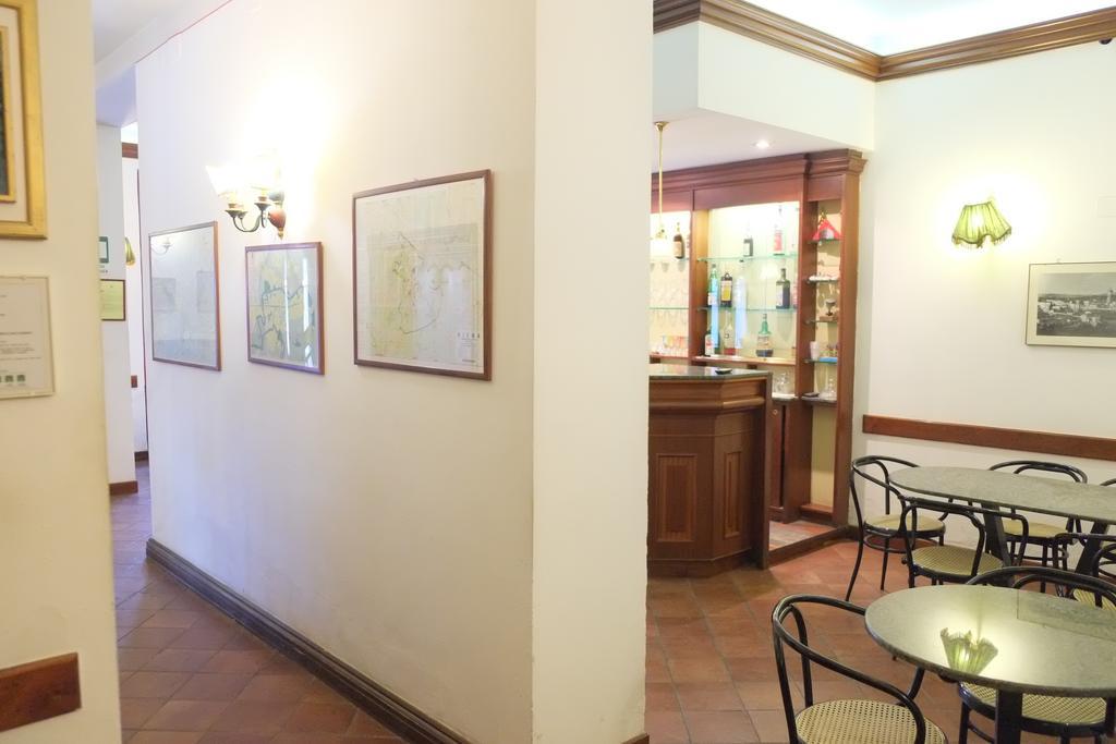 Albergo Italia Di Nardi Renzo & C Snc Поджибонси Экстерьер фото