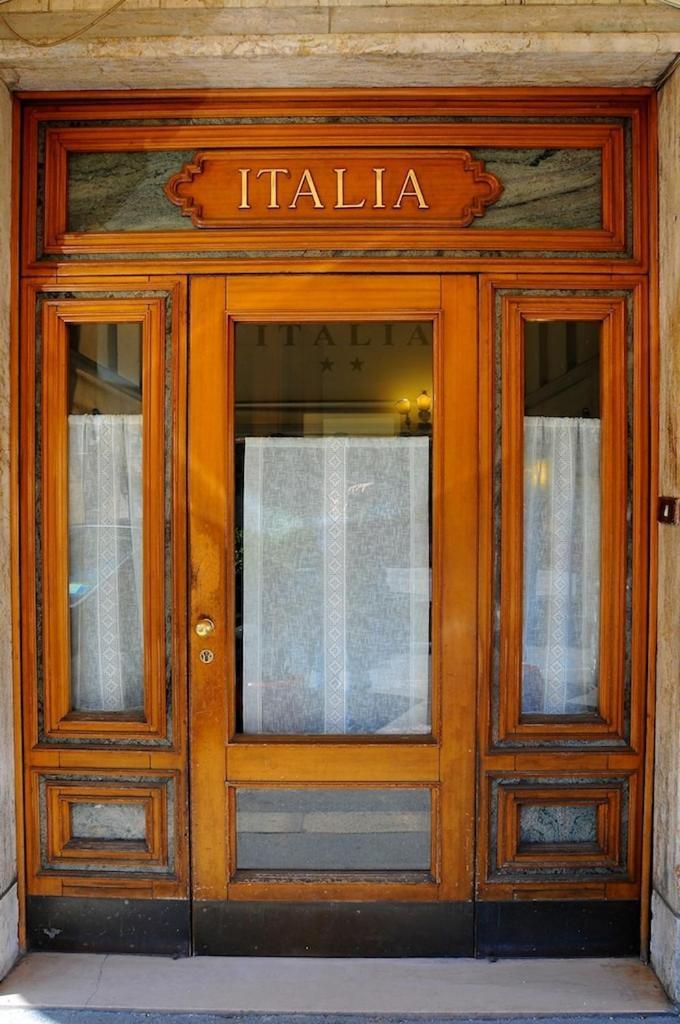 Albergo Italia Di Nardi Renzo & C Snc Поджибонси Экстерьер фото